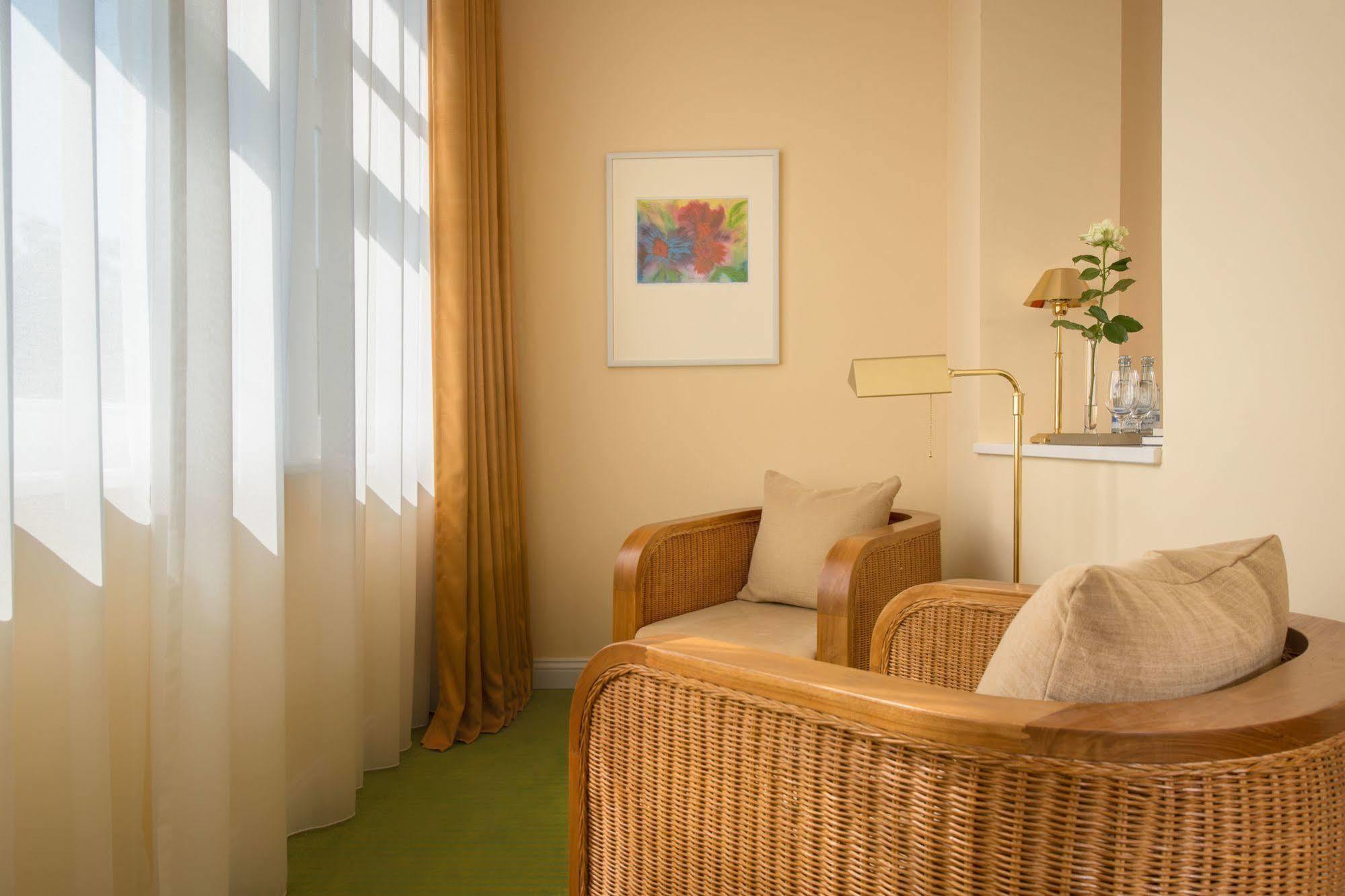 Hotel Roewers Privathotel & Sellin (Rugen)
